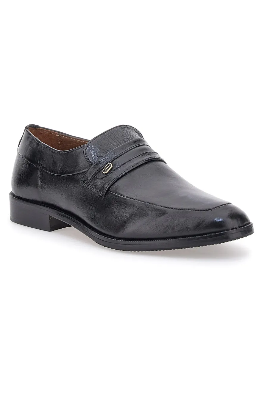 Mocassini Neri In Vera Pelle Claremorris 653