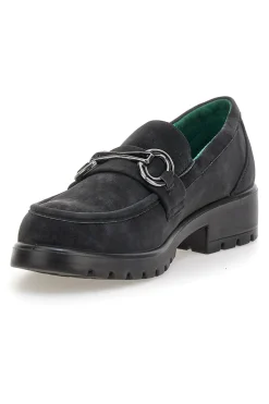 Mocassini neri vegan effetto scamosciato con catena Eco Bio J535576