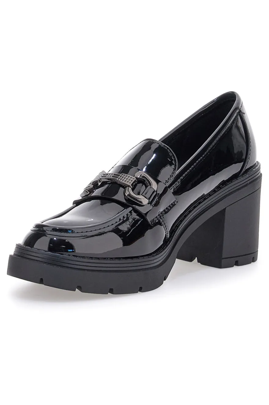 Mocassini neri verniciati con tacco e morsetto First Lady P633