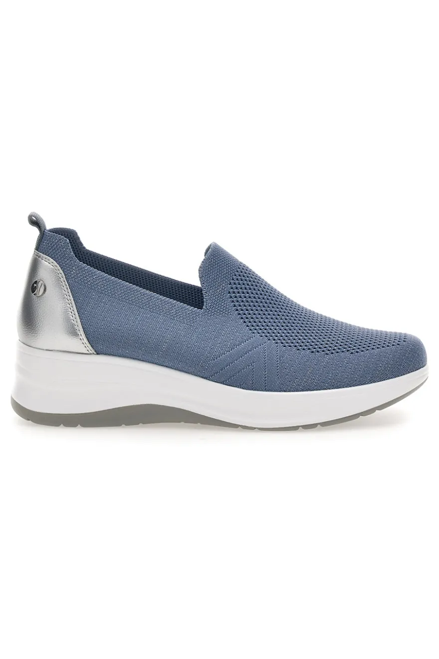 Mocassini Slip on blu in tessuto tecnico con zeppa Inblu 66IC