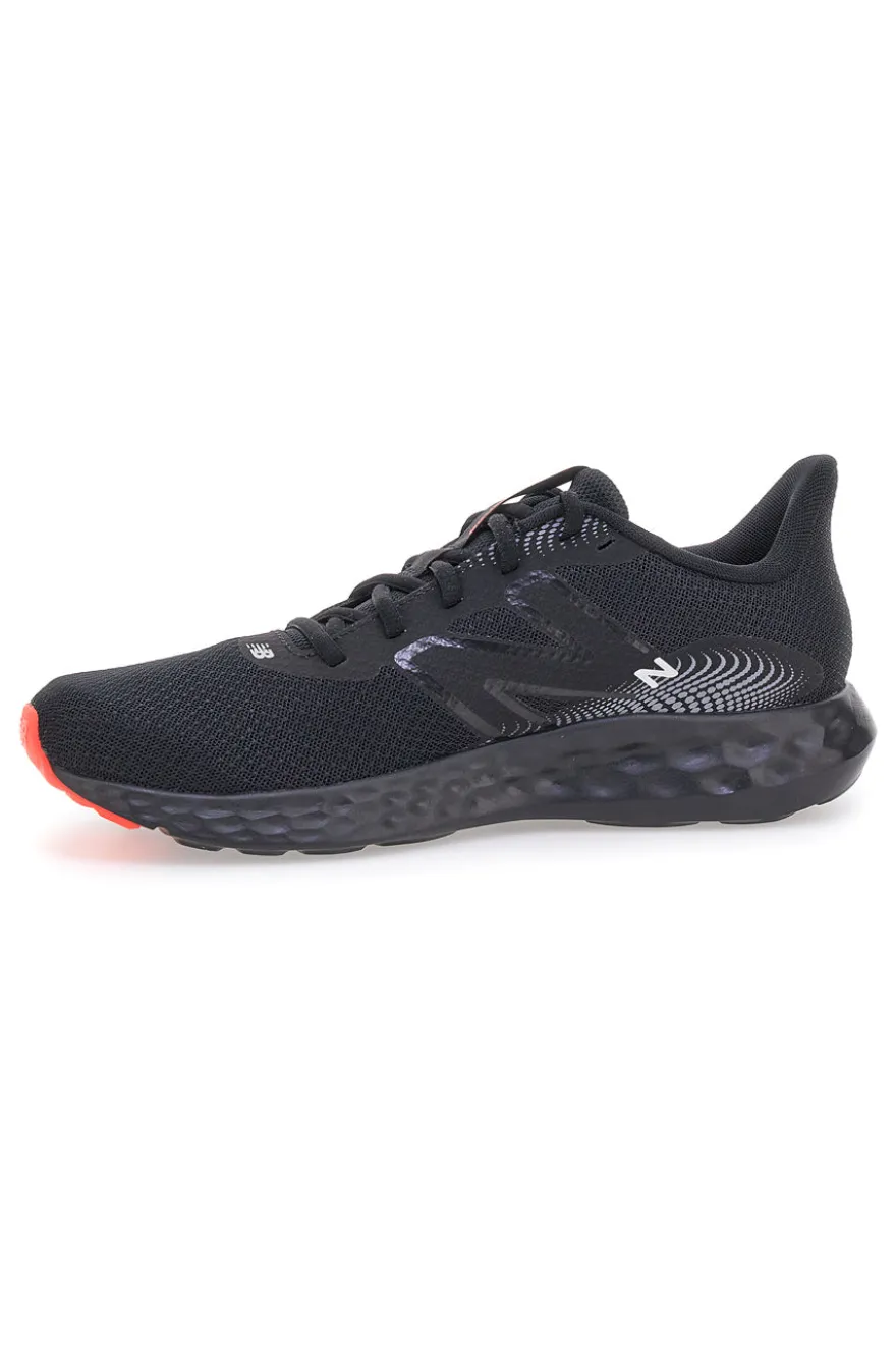 New Balance M411RU3 – Gepolsterte Laufschuhe aus schwarzem Mesh
