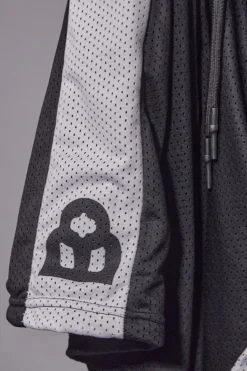 Pantaloncini Neri Sportivi Traforati al Ginocchio Bianchi e Neri Made in Italy BOARDMAN BRDM6