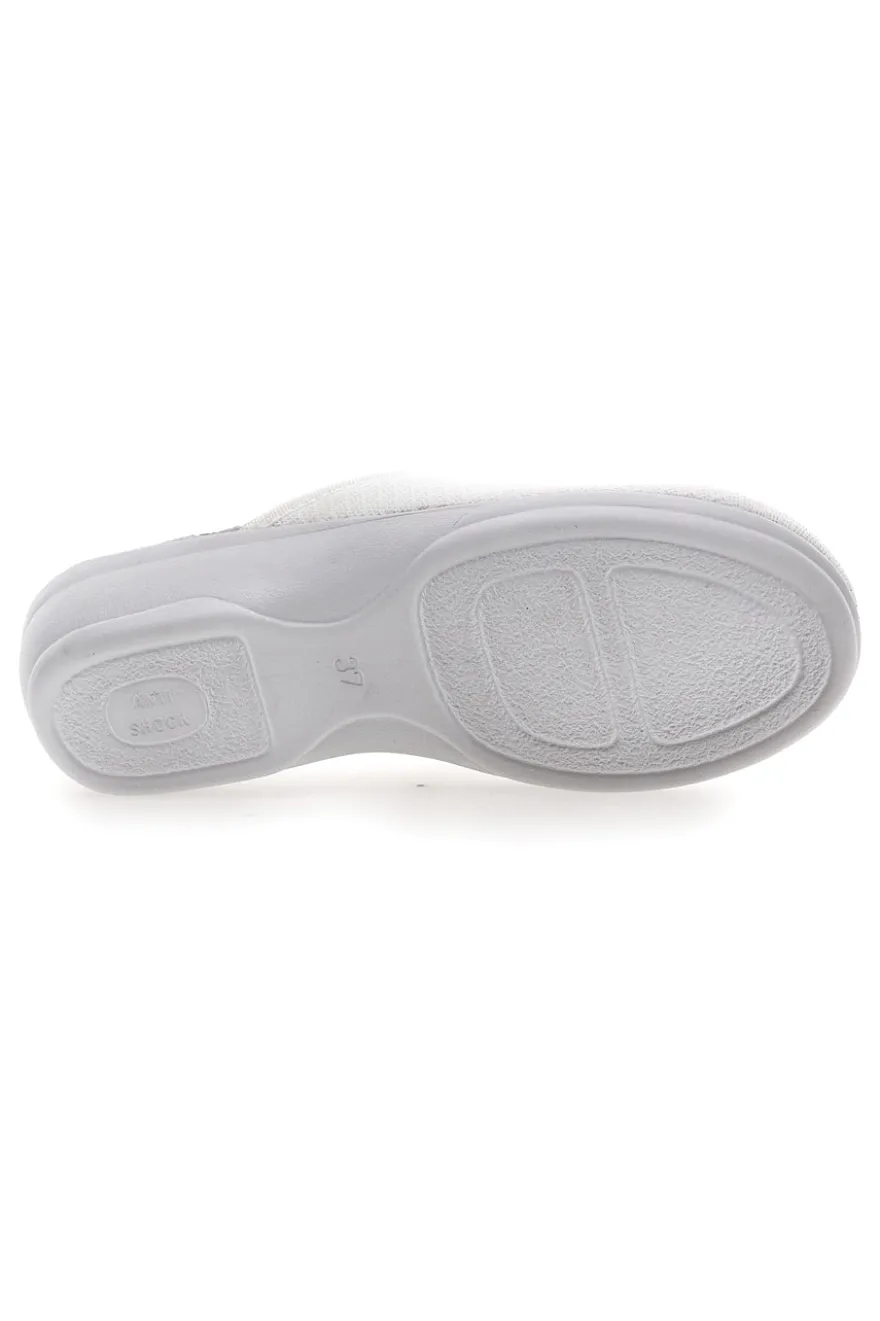 Pantofole bianche con sottopiede anatomico Inblu 52 BJ