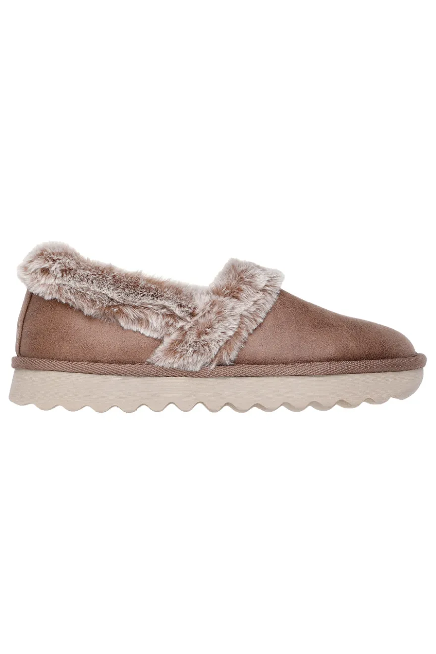 Pantofole chiuse Taupe SKECHERS Cozy Up