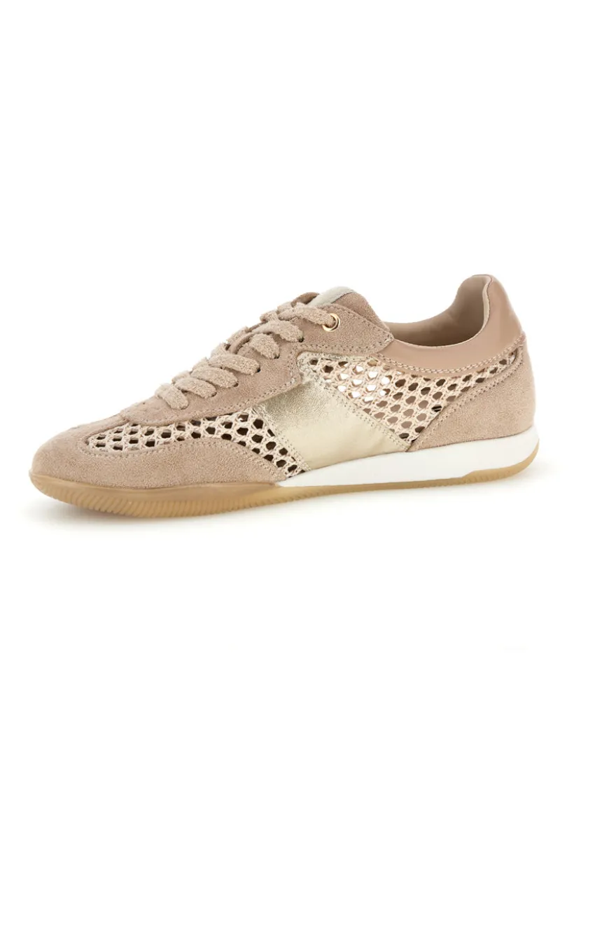 Perforierte Schnürschuhe in Beige mit laminierten Einsätzen Me & me TW26S5813803