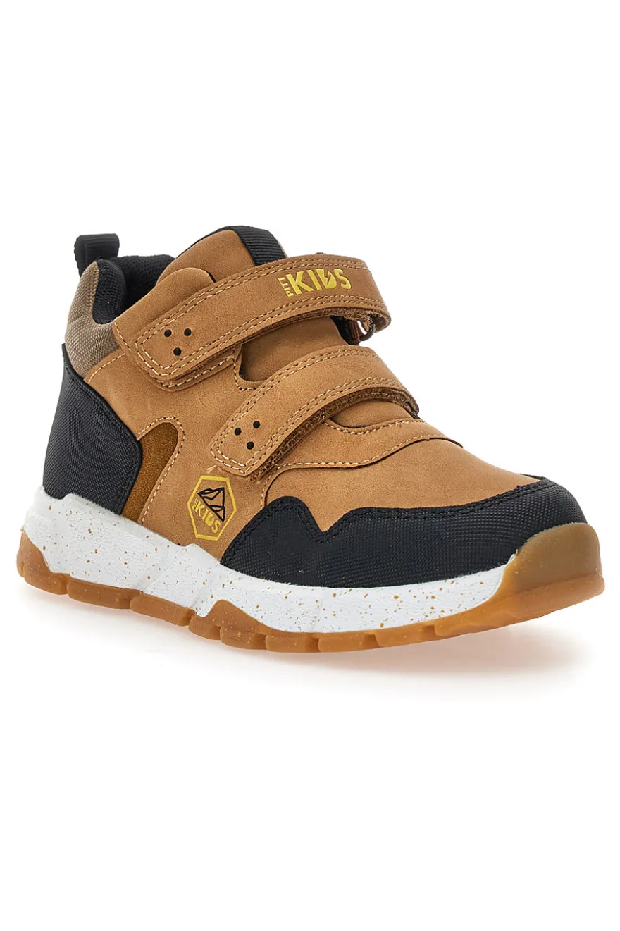 Pitt Kids 127 Braune Trekking-Sneaker mit Doppelriemen