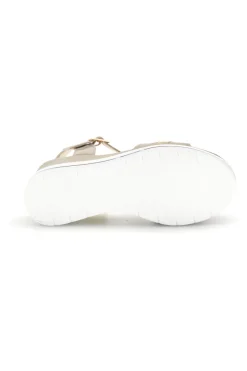 Platin-Sandalen mit Keil und Zierkette Energy E425
