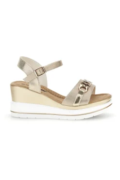 Platin-Sandalen mit Keil und Zierkette Energy E425