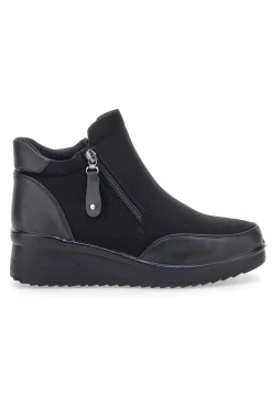 Plocadi MIN63 schwarze Stiefeletten mit seitlichem Reißverschluss und weicher Innensohle