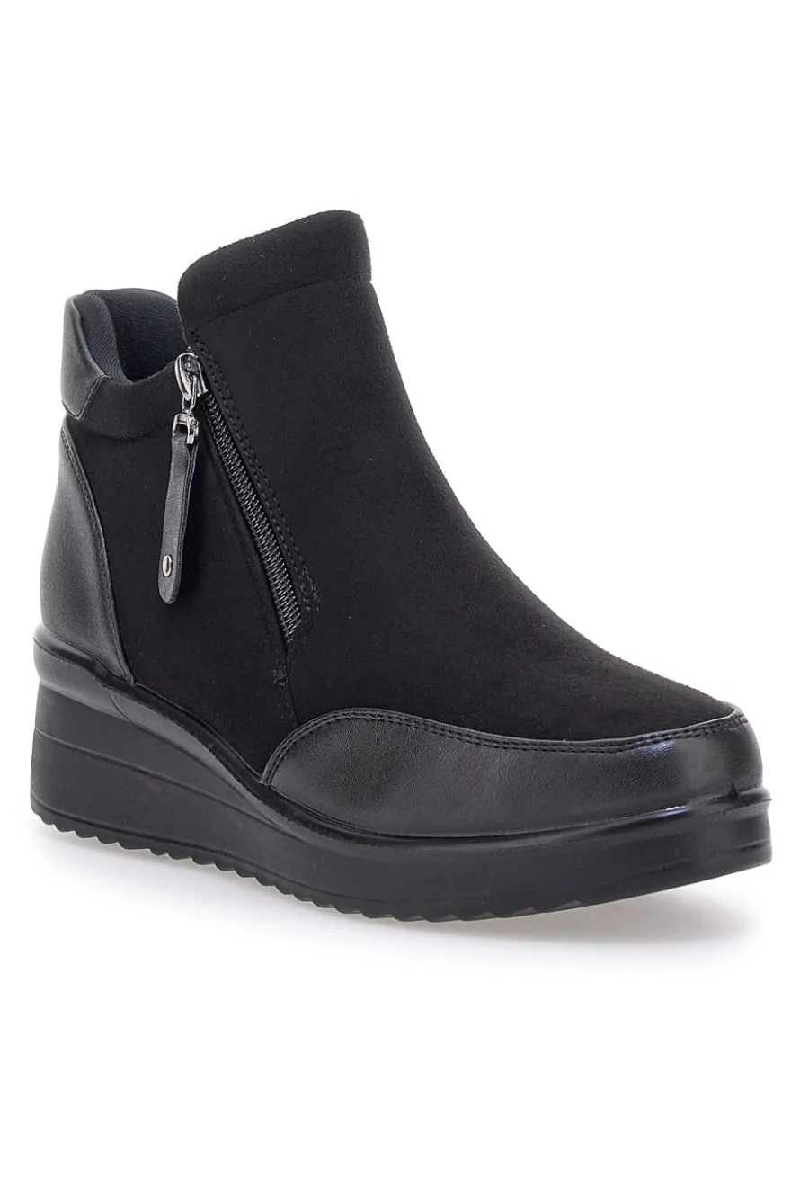 Plocadi MIN63 schwarze Stiefeletten mit seitlichem Reißverschluss und weicher Innensohle