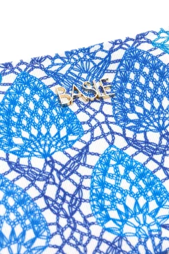 Pochette mare in fantasia blu in tessuto ricamato Basile 22153