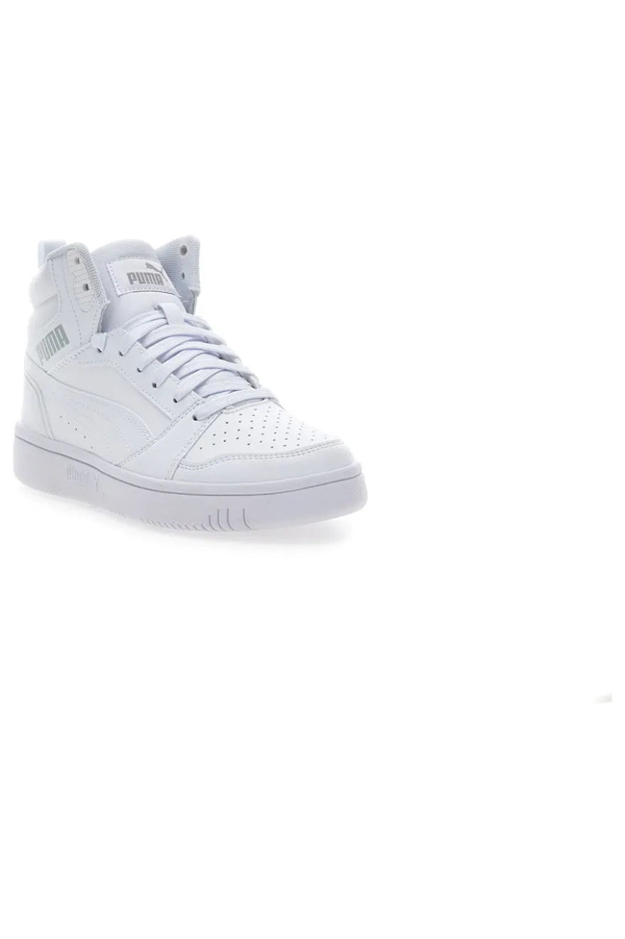 Puma – Rebound V6 Mid Jr – Halbhohe Sneakers mit perforiertem Obermaterial in Weiß