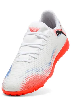 Puma Future 8 Play Fußballschuhe mit weißer Rasensohle