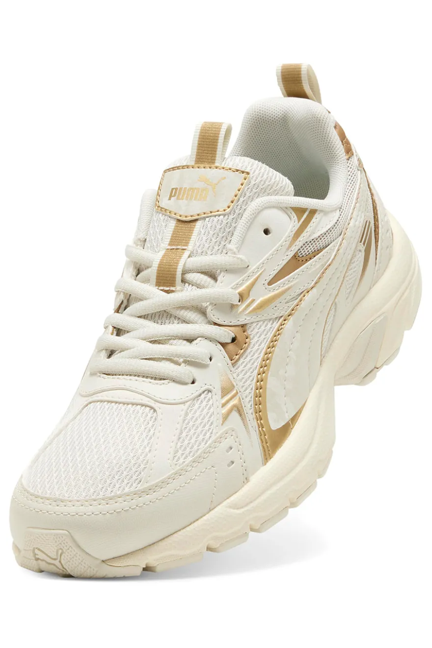 Puma Milenio Tech Wmns DaylNight Cremefarbene Sneakers mit goldenen Details