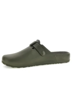 Sabot verde con fibbia 2t2l 2526