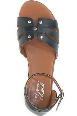 Sandali Bassi Neri con Borchiette Pittarello Look 225485