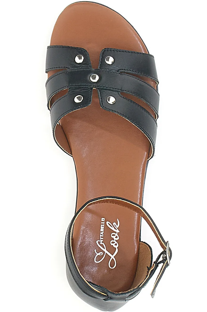 Sandali Bassi Neri con Borchiette Pittarello Look 225485