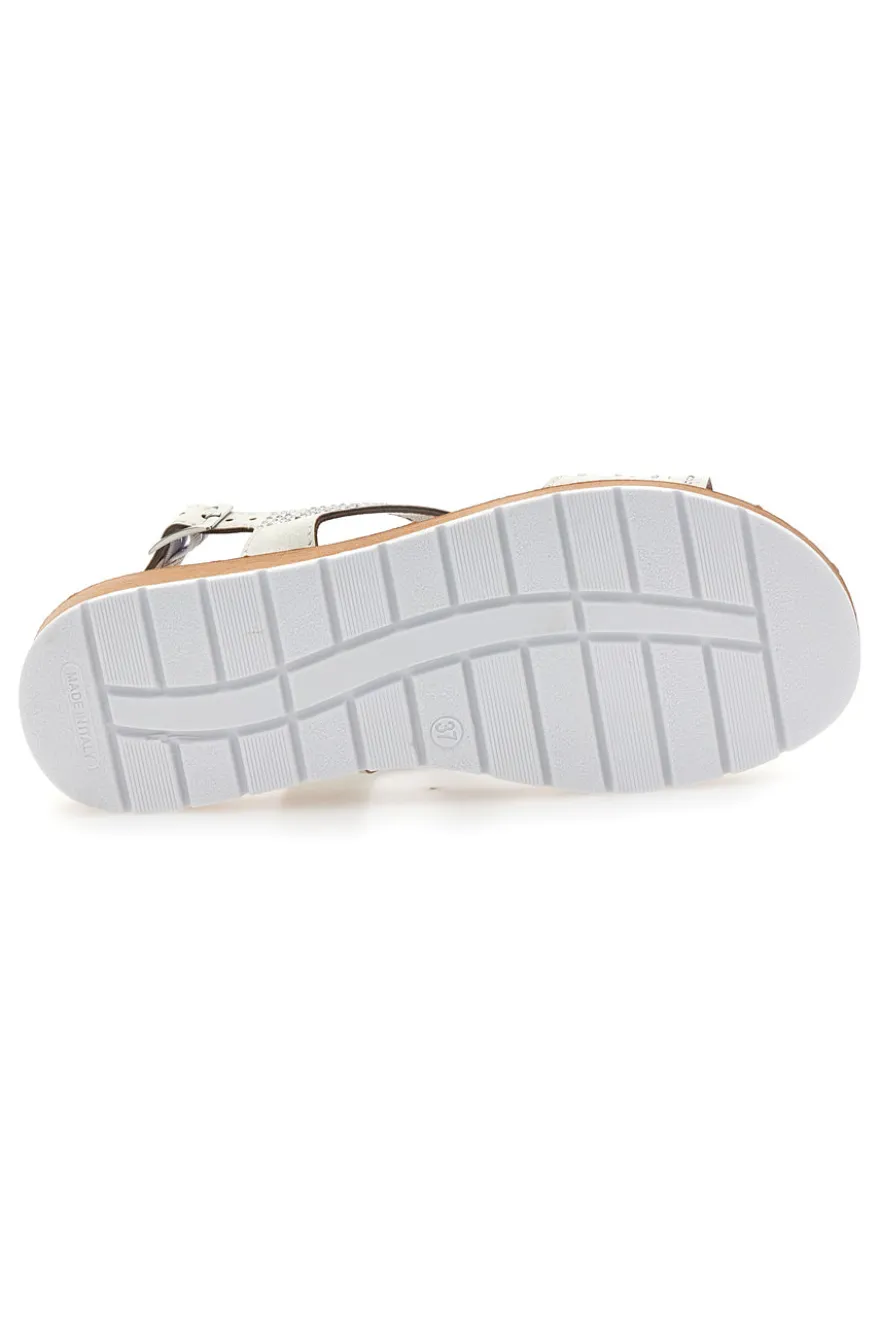 Sandali beige con fasce incrociate e strass MIO TEMPO LR242939