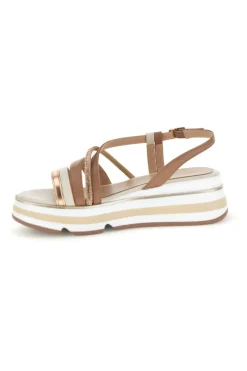 Sandali beige con fasce incrociate e zeppa Burani 52192C1579
