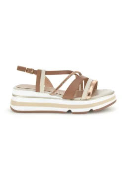 Sandali beige con fasce incrociate e zeppa Burani 52192C1579