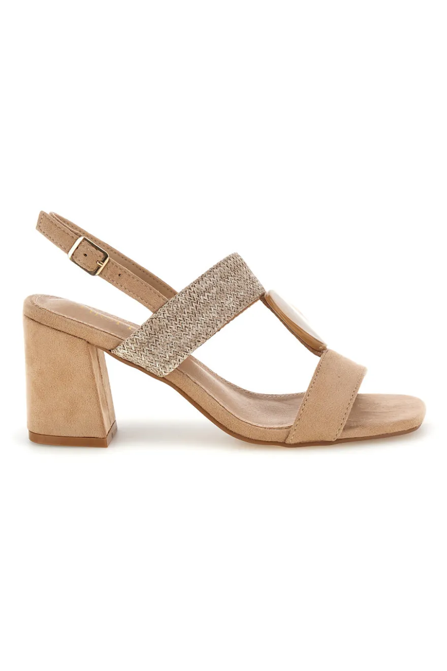 Sandali beige con fascia in tessuto e tacco largo First lady P703