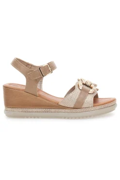 Sandali beige con zeppa e morsetto INBLU 06 FK