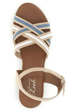Sandali beige in pelle con tacco basso e listini Pittarello look 243110