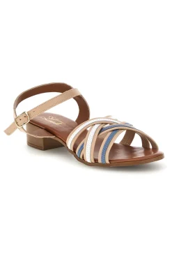 Sandali beige in pelle con tacco basso e listini Pittarello look 243110