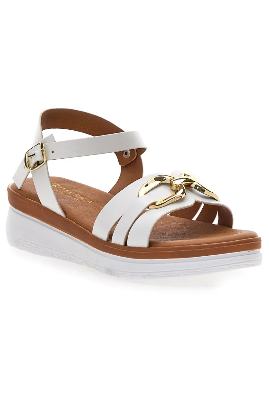 Sandali Bianchi Con Dettagli Oro Prima Riga 247402