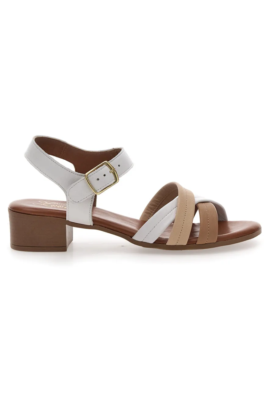 Sandali Bianchi con Fascette Incrociate Pittarello Look 243205