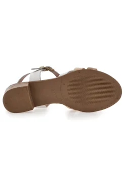 Sandali Bianchi con Fascette Incrociate Pittarello Look 243205