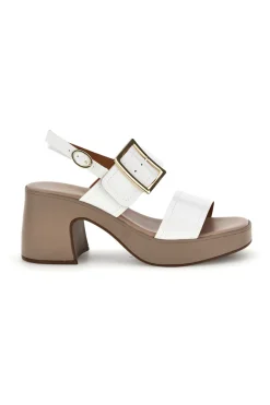 Sandali Bianchi con tacco e fibbia Pittarello look MK3935435