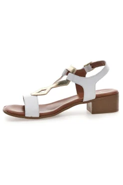 Sandali Bianchi con Tomaia in Pelle Pittarello Look 244295