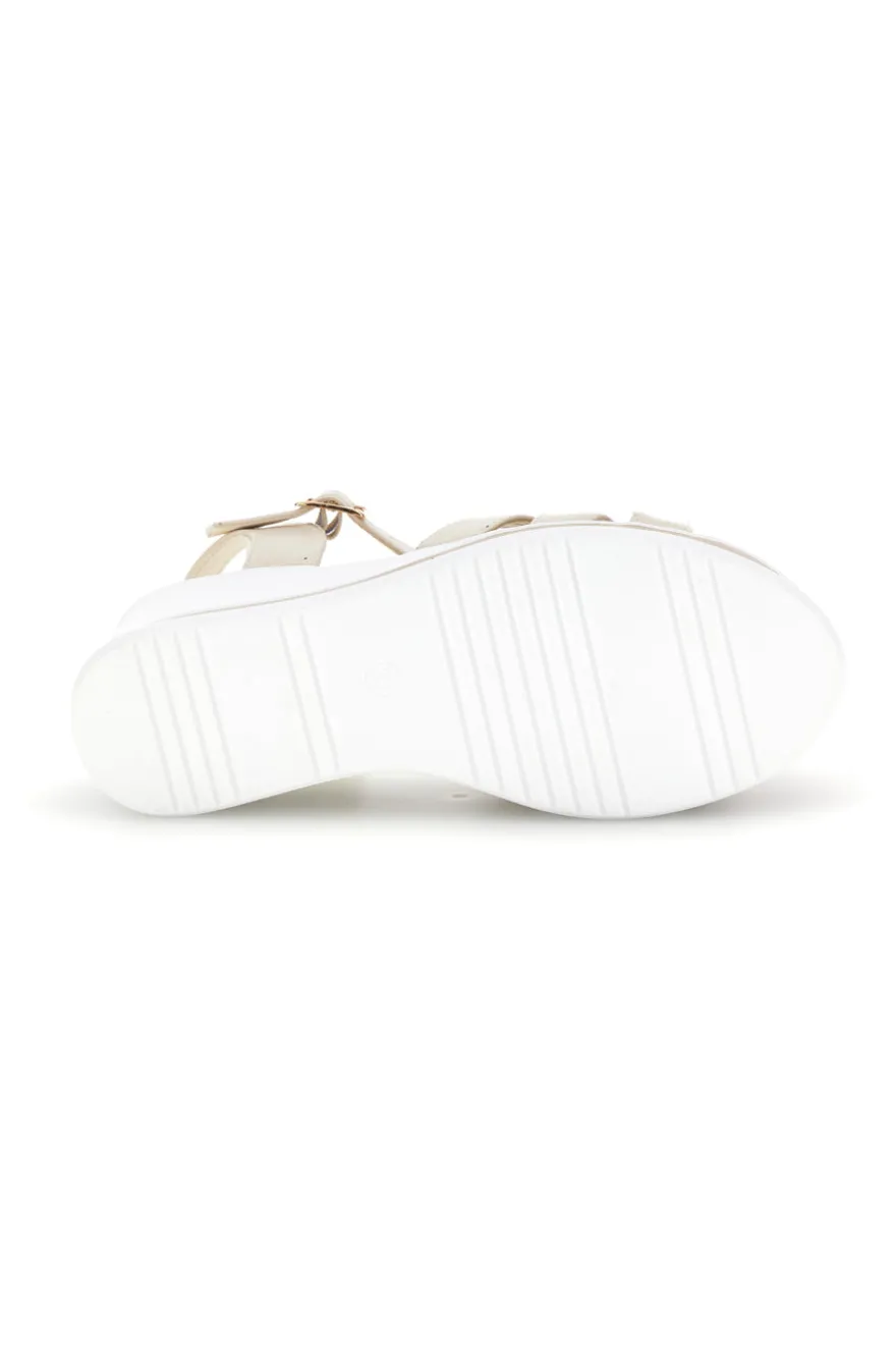 Sandali bianchi e beige con zeppa e dettaglio decorativo Energy E482