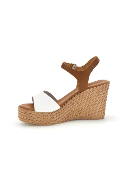 Sandali bianchi in pelle con zeppa Pittarello 5621504