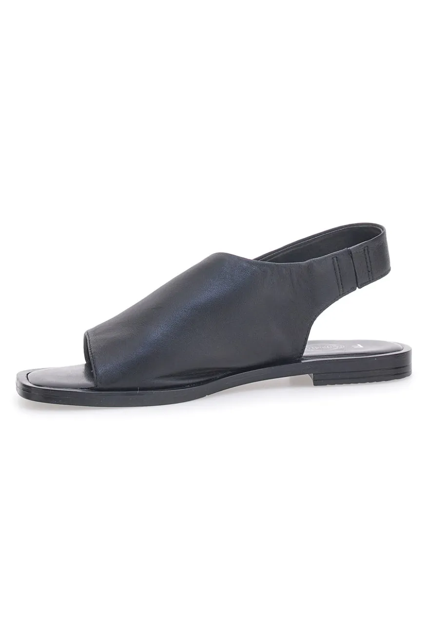 Sandali con Fascia in Pelle Nera e Elastico Posteriore PITTARELLO FOCUS 184987