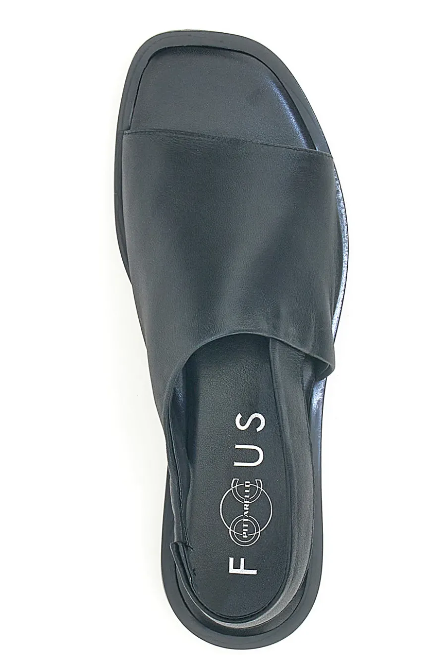 Sandali con Fascia in Pelle Nera e Elastico Posteriore PITTARELLO FOCUS 184987