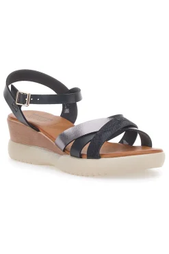 Sandali con zeppa bassa e fasce nere incrociate PITTARELLO SUN FW10172
