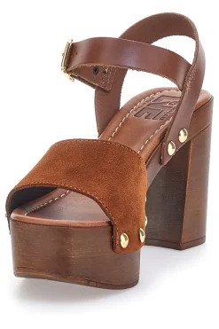 Sandali Marroni con Borchie e Tacco Alto Effetto Legno PITTARELLO LOVE 35021