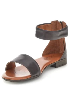 Sandali marroni con fascia e zip sul retro Pittarello look 225495