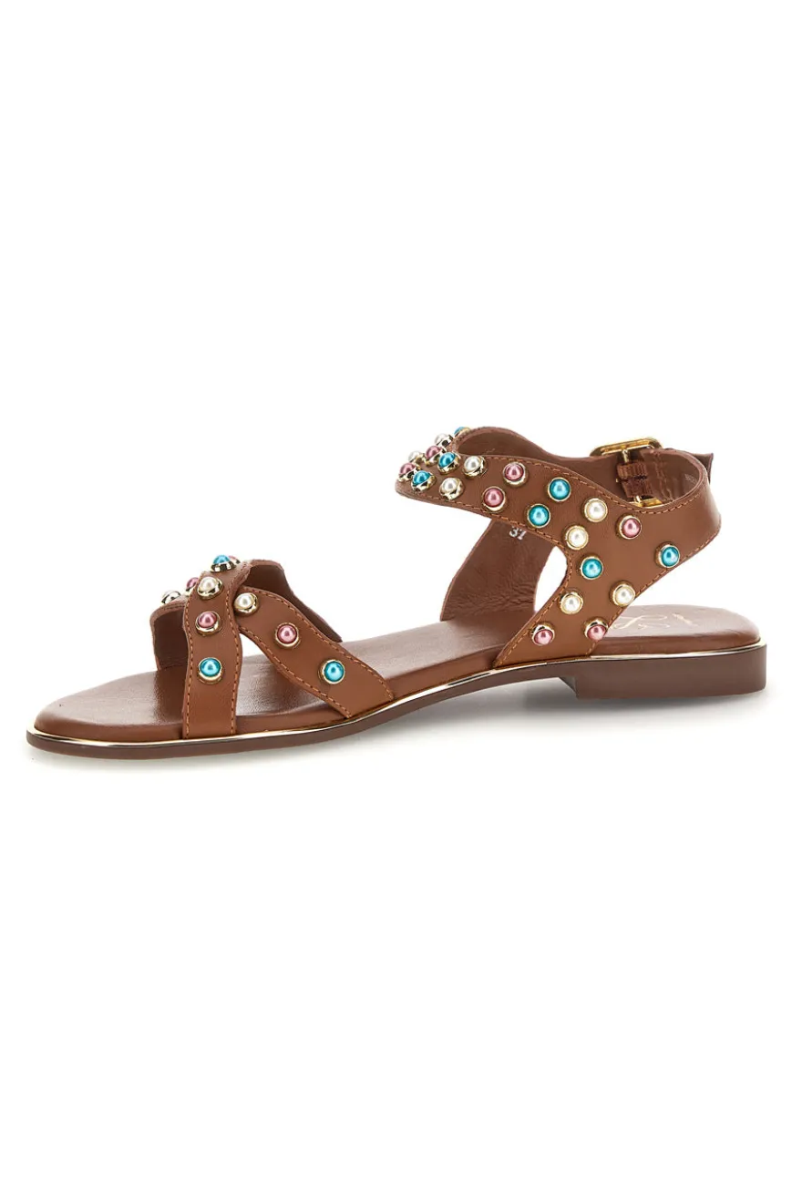 Sandali marroni in vera pelle con borchie multicolor Pittarello look IF6980