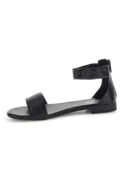 Sandali neri con fascia e cinturino Pittarello look 225495