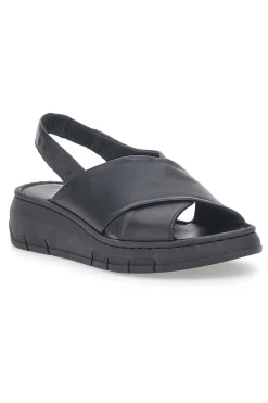 Sandali Neri con Tomaia in Pelle e Soletta Morbida PITTARELLO FOCUS 3315579
