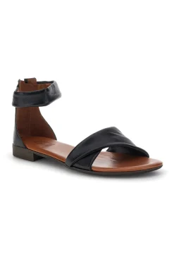 Sandali neri in pelle con fascia e cinturino Pittarello look 225675