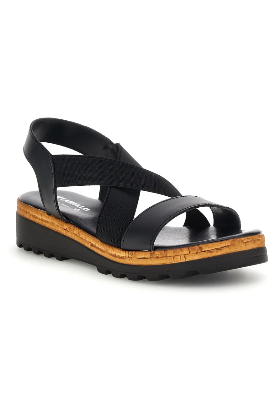 Sandali neri in pelle con fasce incrociate Pittarello 310570811