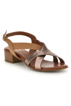 Sandali nocciola con fasce incrociate pelle Pittarello look 243170