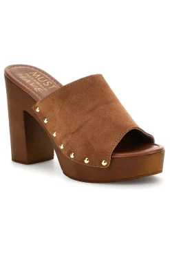 Sandalo marrone con tacco e borchie Pittarello Must Have 11233