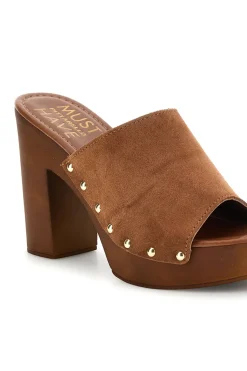 Sandalo marrone con tacco e borchie Pittarello Must Have 11233