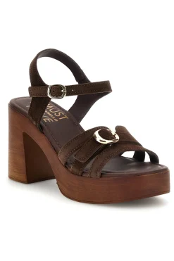 Sandalo marrone in pelle con tacco Pittarello Must Have 11886