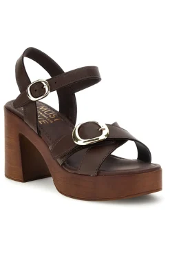 Sandalo marrone in pelle con tacco Pittarello Must Have 11927